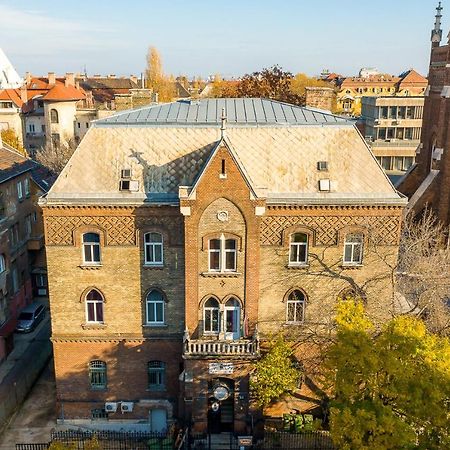 Dominik Panzio Bed & Breakfast Budapest Ngoại thất bức ảnh
