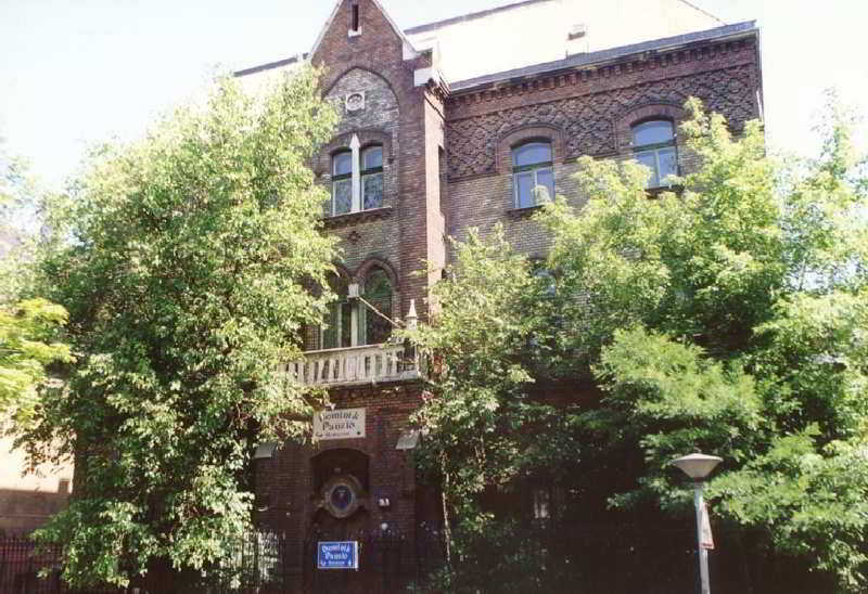 Dominik Panzio Bed & Breakfast Budapest Ngoại thất bức ảnh