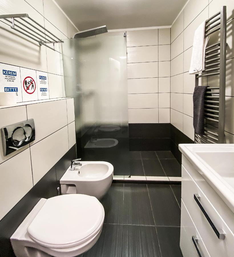 Dominik Panzio Bed & Breakfast Budapest Ngoại thất bức ảnh