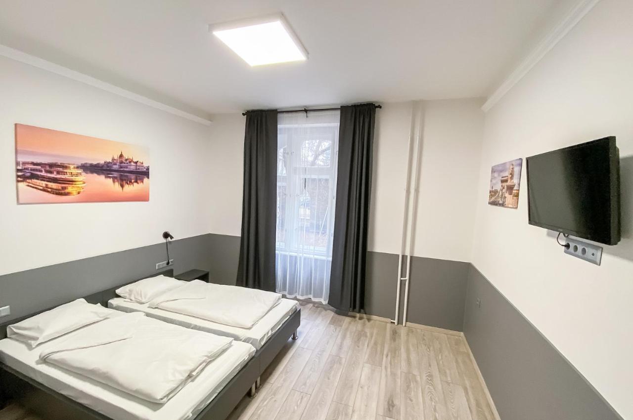 Dominik Panzio Bed & Breakfast Budapest Ngoại thất bức ảnh
